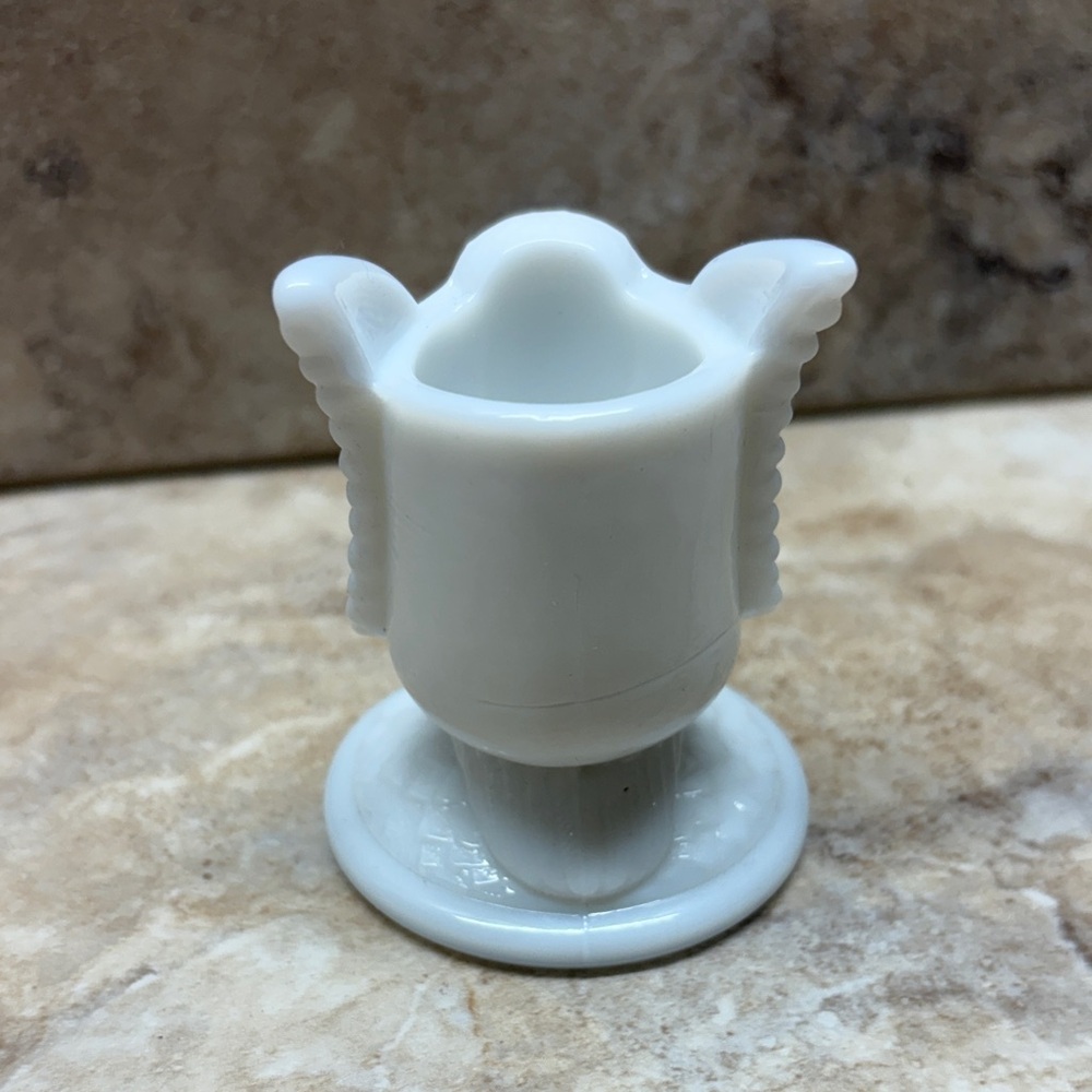 vintage Westmoreland milk glass owl toothpick holder / candle holder - Picture 4 of 8